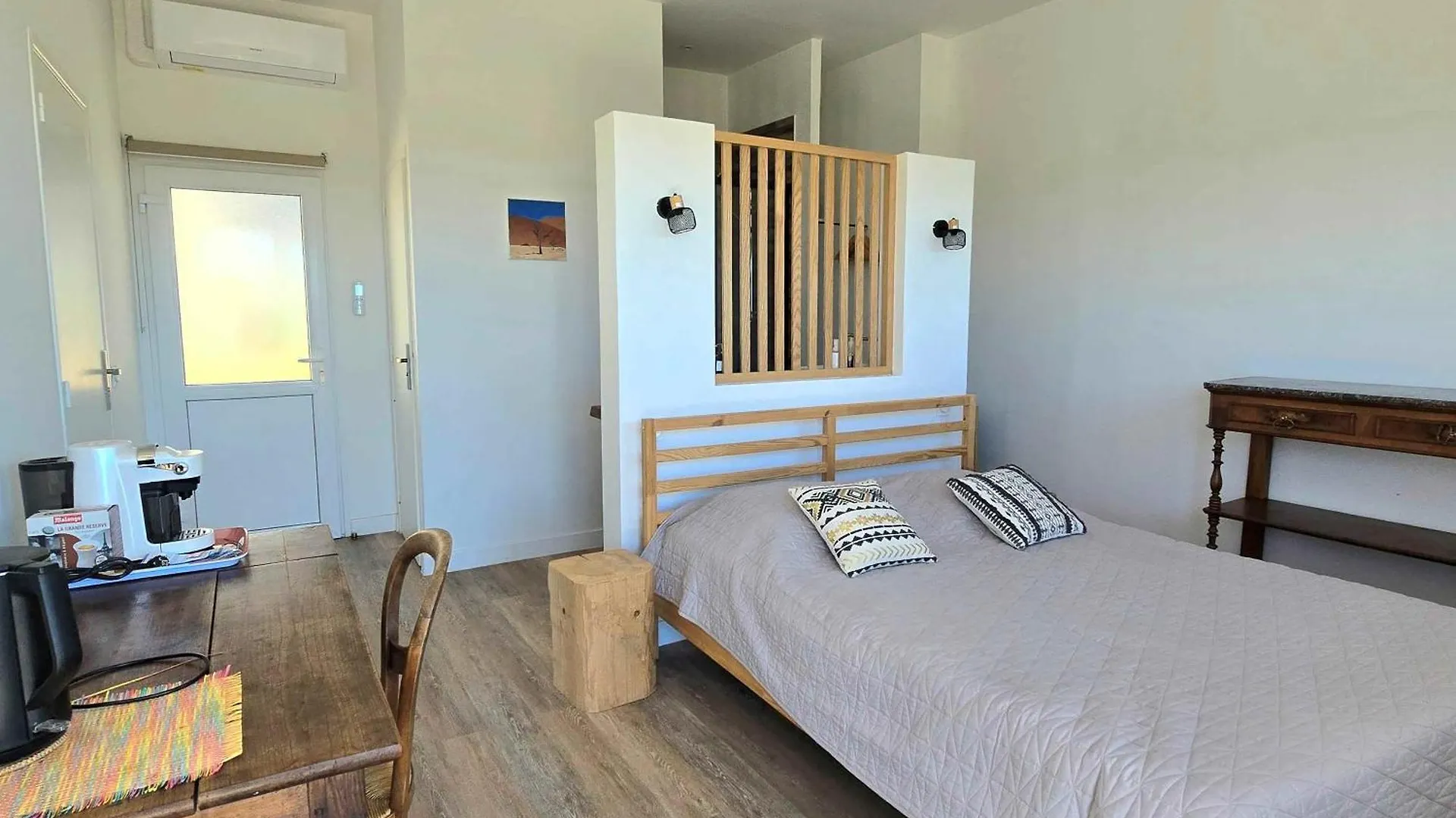 Bed & Breakfast La Maison Bleue Toulon France